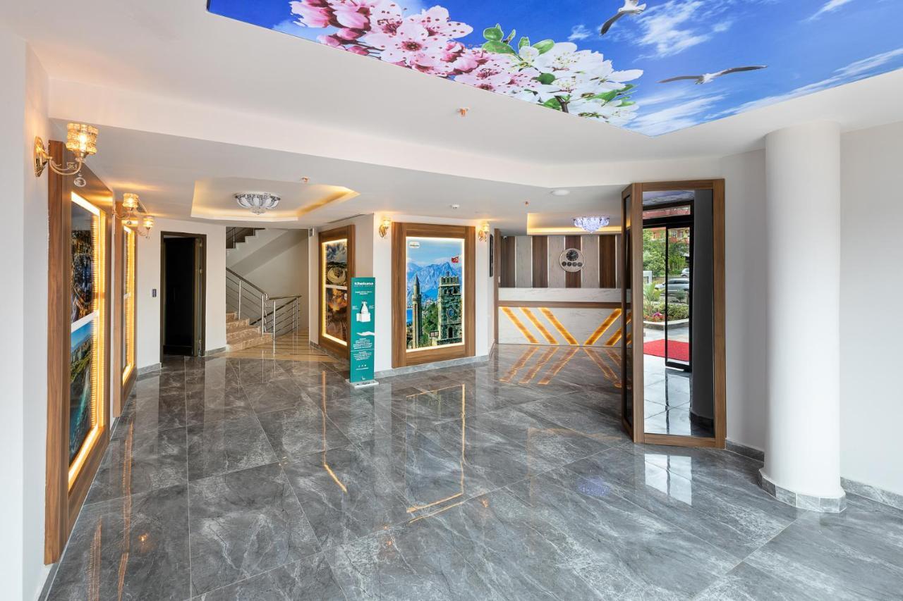 Theluna 3* Antalya